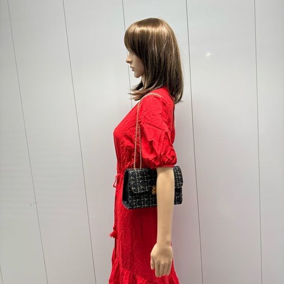 SOLD CROSSBODY & VANITY BAG SET - Picture 3 of 9